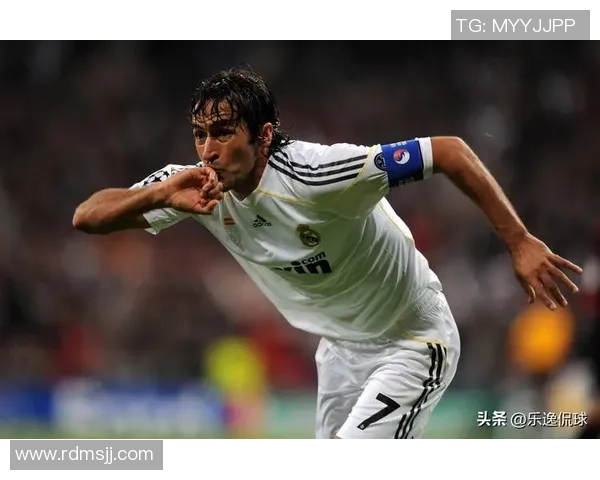 十号足球明星盘点谁是球场上的传奇与偶像